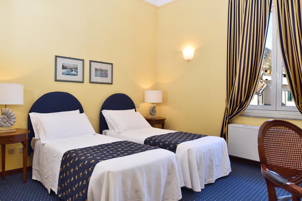 Hotel Firenze E Continentale La Spezia Ngoại thất bức ảnh