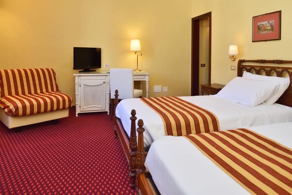 Hotel Firenze E Continentale La Spezia Ngoại thất bức ảnh