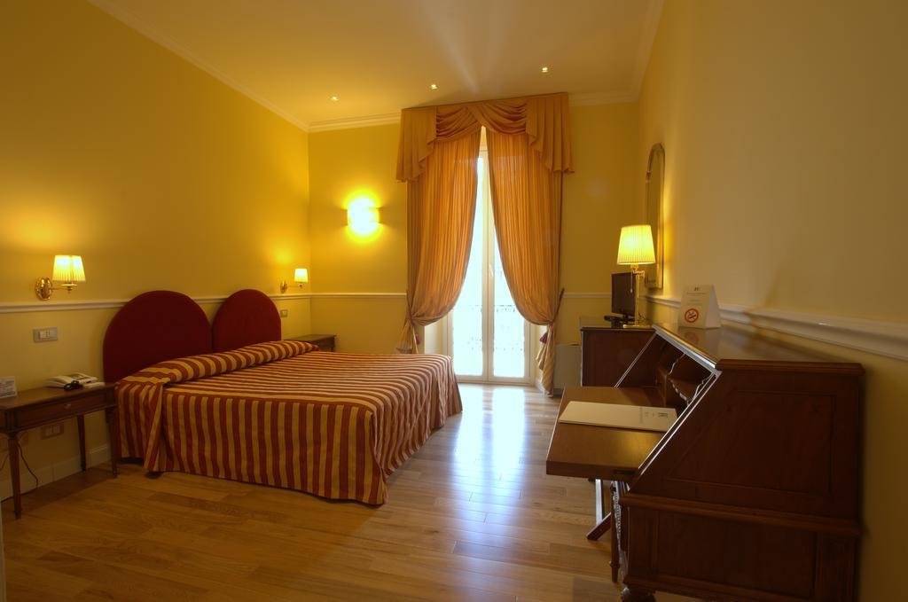 Hotel Firenze E Continentale La Spezia Ngoại thất bức ảnh